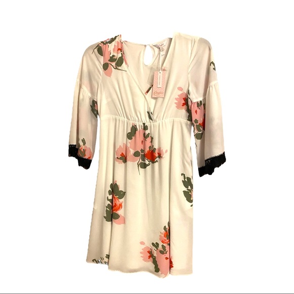 Candie's Dresses & Skirts - Candies dress/tunic white floral size xsmall